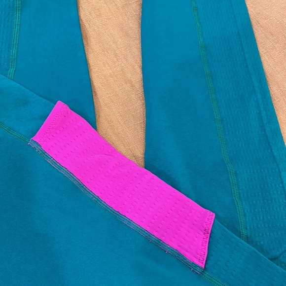 Fabletics high-waisted sculptknit pocketed full length leggings NWT - Picture 3 of 4